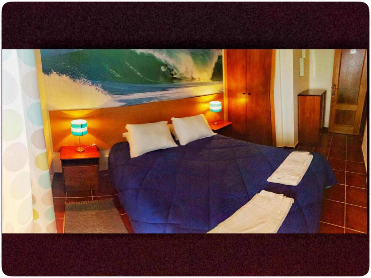Supertubos Beach Hostel Atouguia Da Baleia Ngoại thất bức ảnh