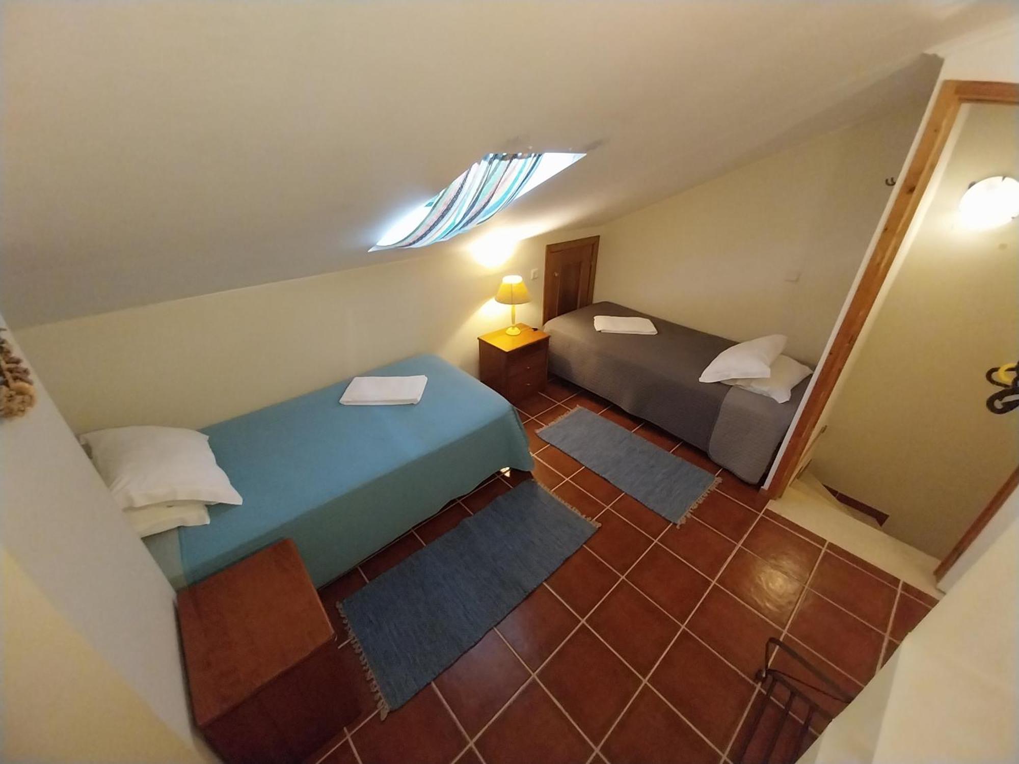 Supertubos Beach Hostel Atouguia Da Baleia Ngoại thất bức ảnh